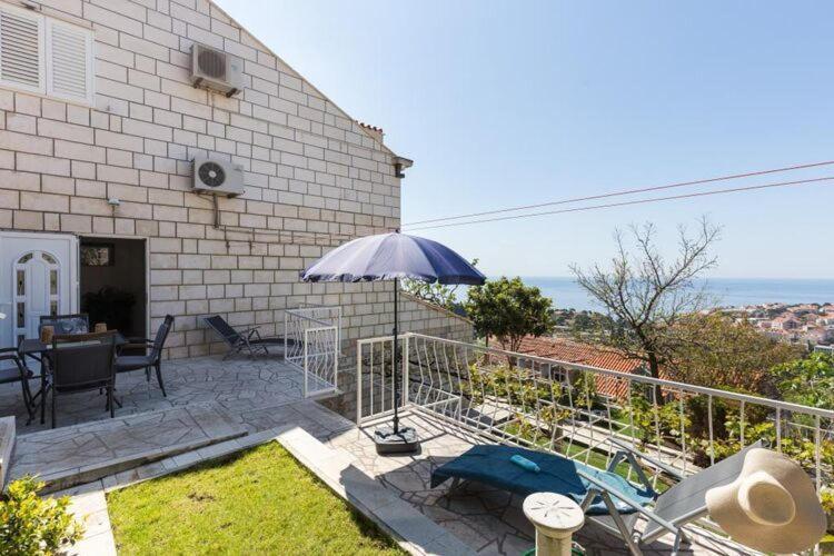 Apartment Mili - Two Bedroom Apartment With Terrace And Sea View Sinjska 15 Dubrovnik Exterior photo